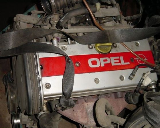  Opel C18XE :  1